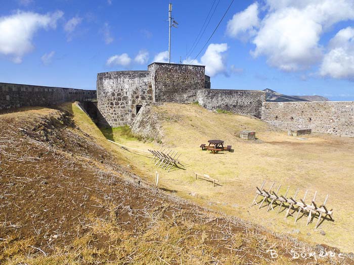 Fort de Ladder Hill